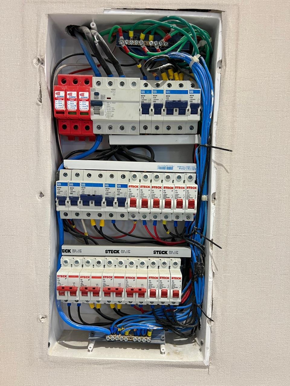 Manutenção elétrica industrial